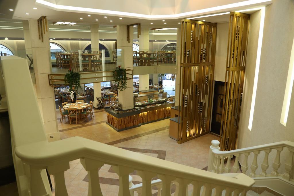 Serenada Golden Palace - Boutique Hotel Beirut Esterno foto